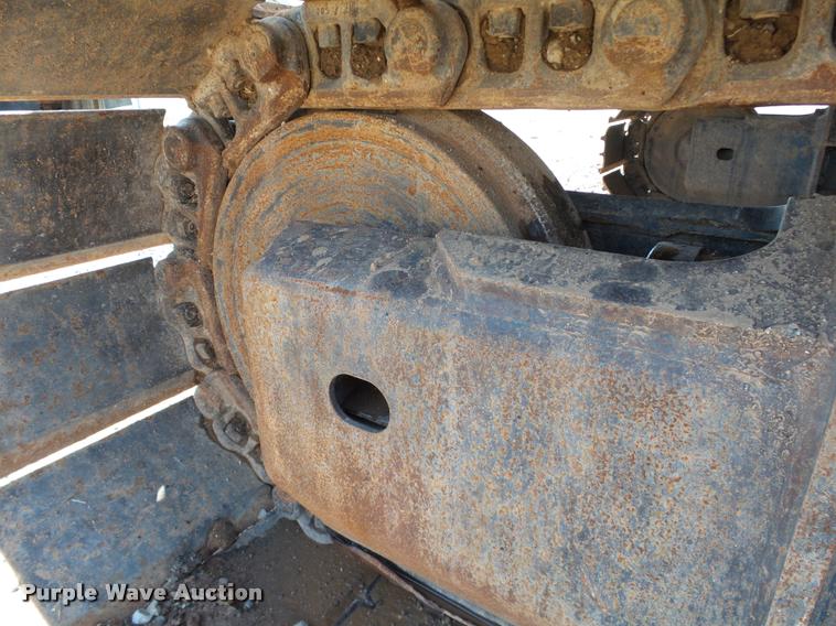 image for item DB0167 2004 Komatsu PC220LC-7 excavator