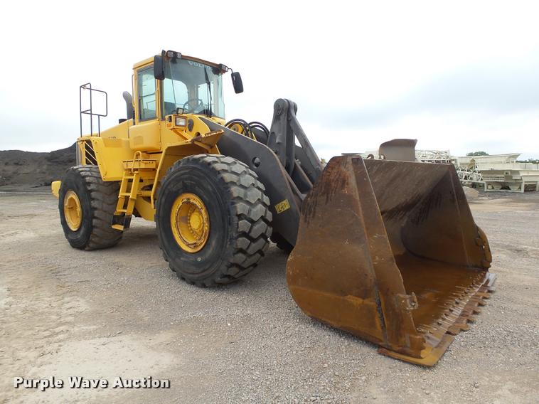 image for item DB0225 2006 Volvo L220E wheel loader