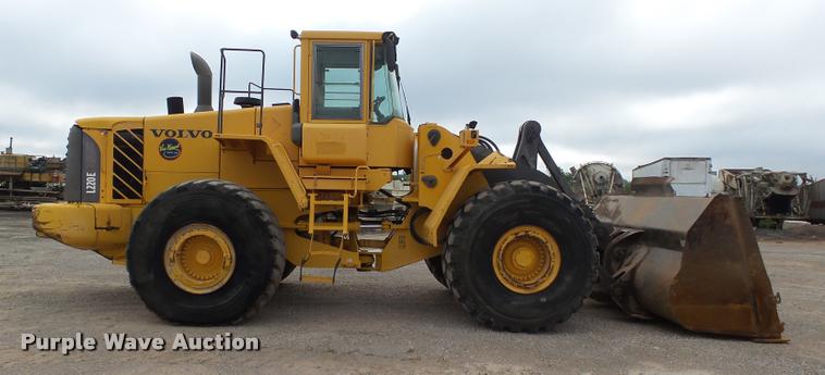 image for item DB0225 2006 Volvo L220E wheel loader