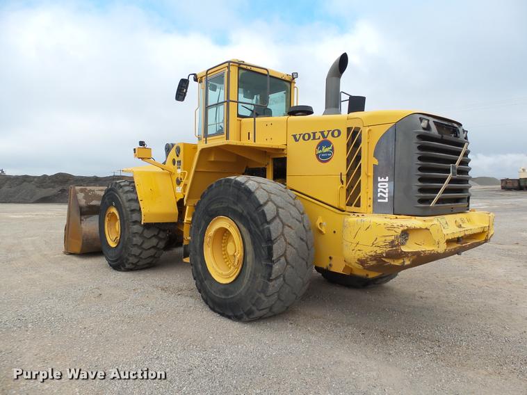 image for item DB0225 2006 Volvo L220E wheel loader