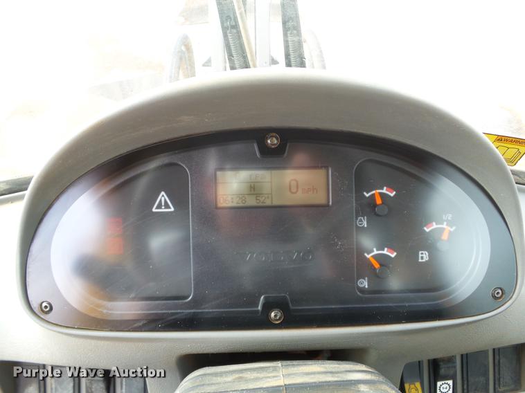 image for item DB0225 2006 Volvo L220E wheel loader