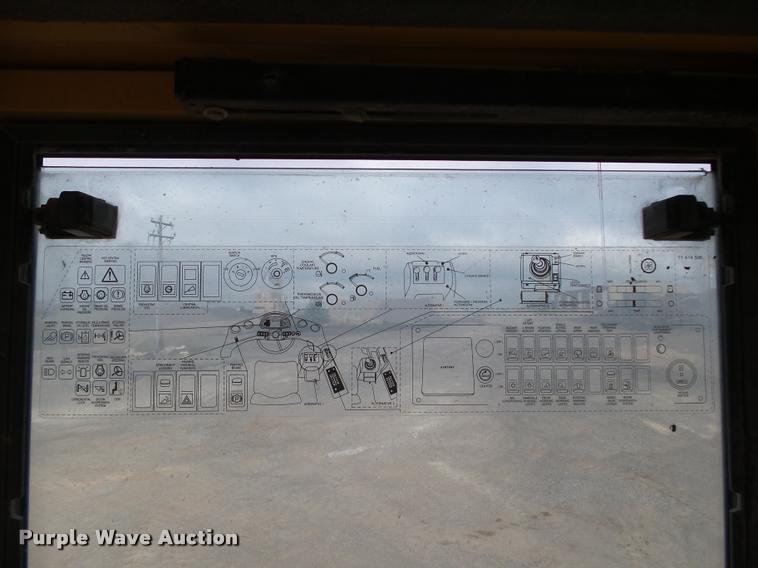 image for item DB0225 2006 Volvo L220E wheel loader