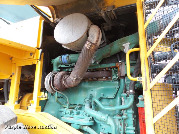 image for item DB0225 2006 Volvo L220E wheel loader