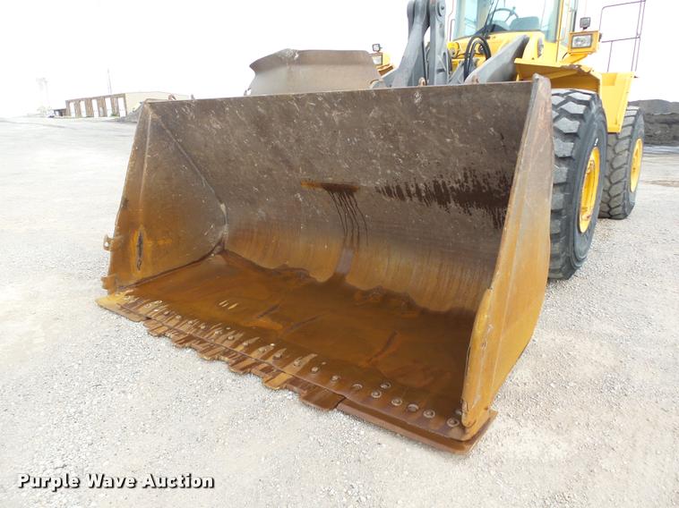 image for item DB0225 2006 Volvo L220E wheel loader