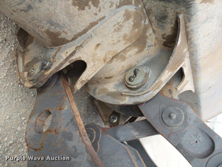 image for item DB0225 2006 Volvo L220E wheel loader