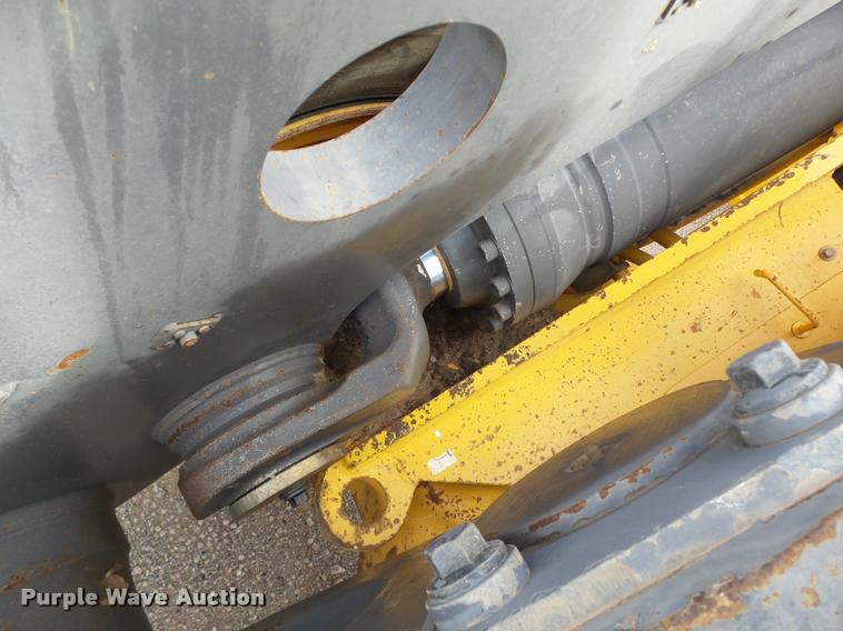 image for item DB0225 2006 Volvo L220E wheel loader