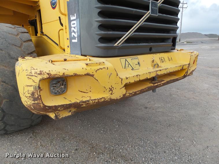 image for item DB0225 2006 Volvo L220E wheel loader