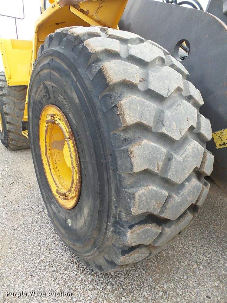 image for item DB0225 2006 Volvo L220E wheel loader