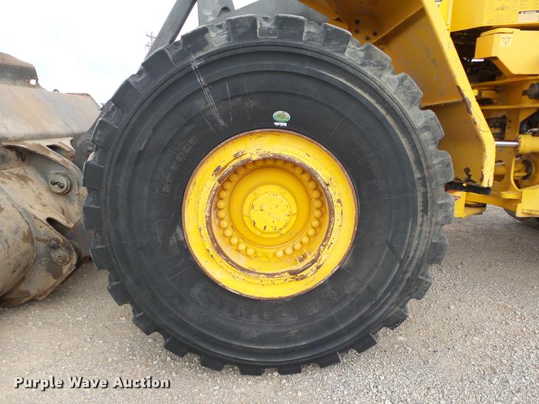 image for item DB0225 2006 Volvo L220E wheel loader