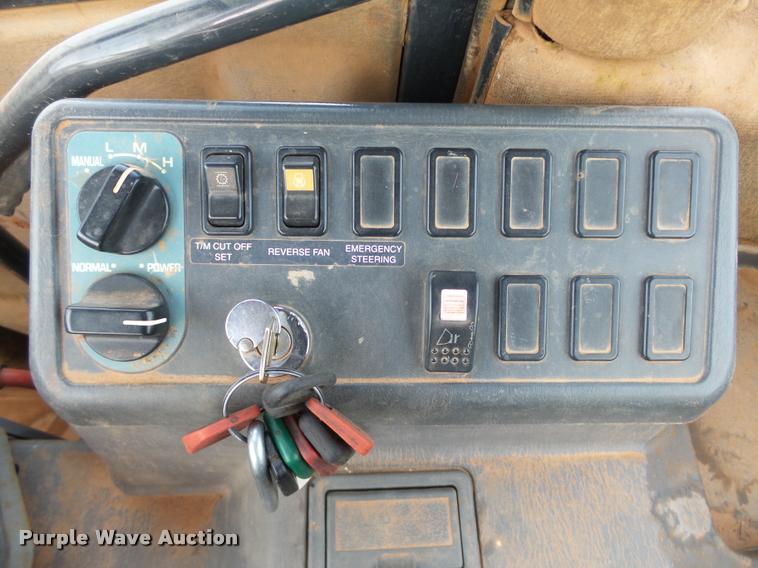 image for item DB0226 2004 Komatsu WA380-5L wheel loader