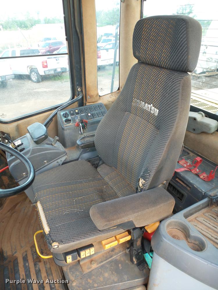 image for item DB0226 2004 Komatsu WA380-5L wheel loader