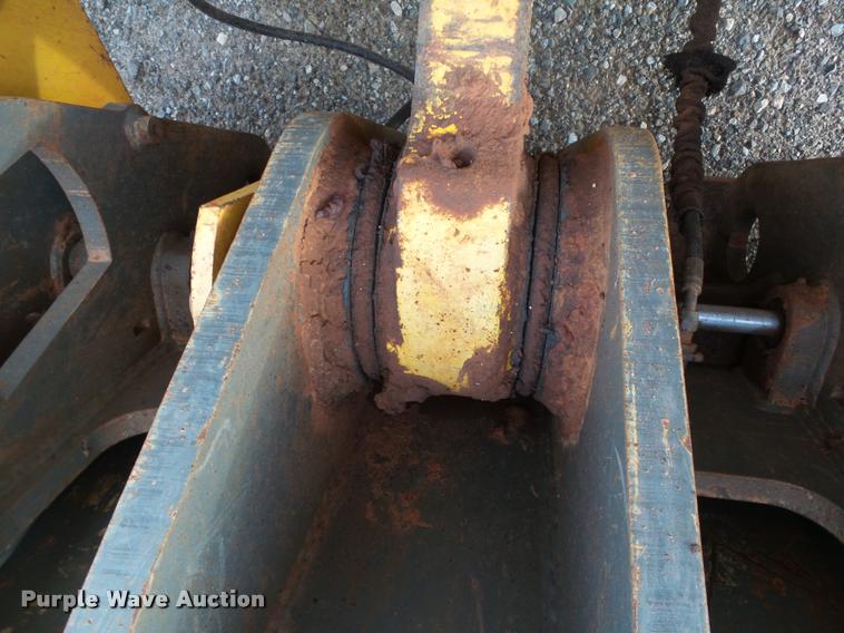 image for item DB0226 2004 Komatsu WA380-5L wheel loader