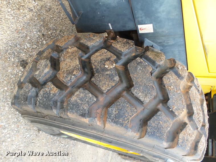 image for item DB0226 2004 Komatsu WA380-5L wheel loader