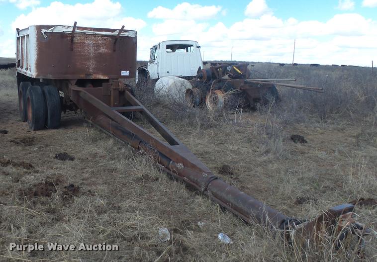 image for item DB0911 1974 end dump pup trailer