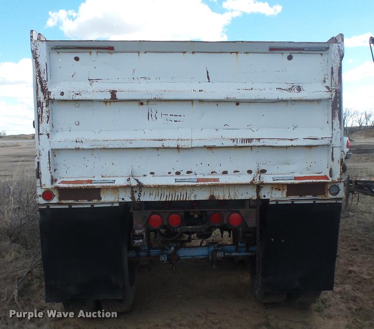 image for item DB0911 1974 end dump pup trailer
