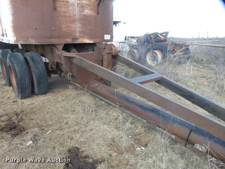 image for item DB0911 1974 end dump pup trailer