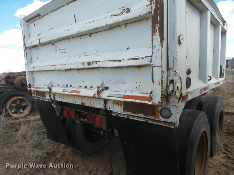 image for item DB0911 1974 end dump pup trailer