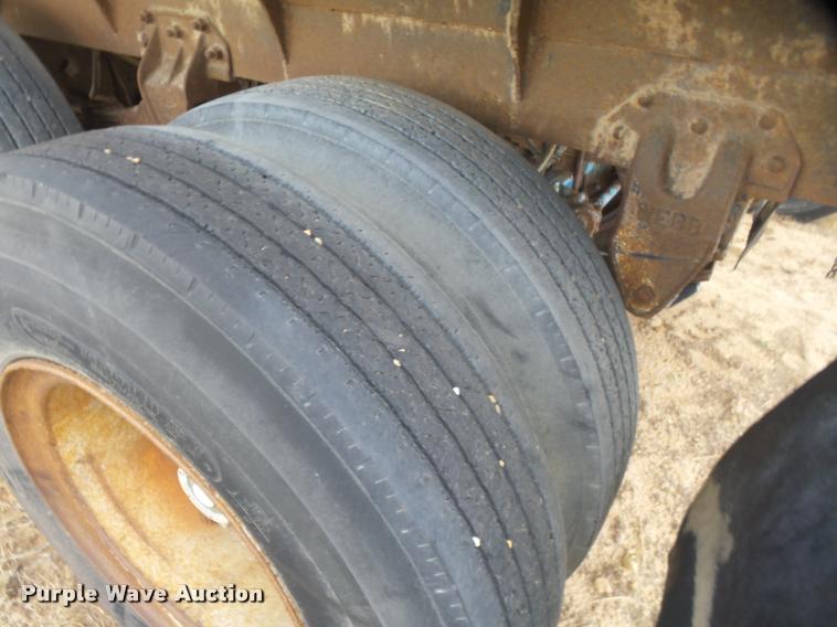 image for item DB0911 1974 end dump pup trailer