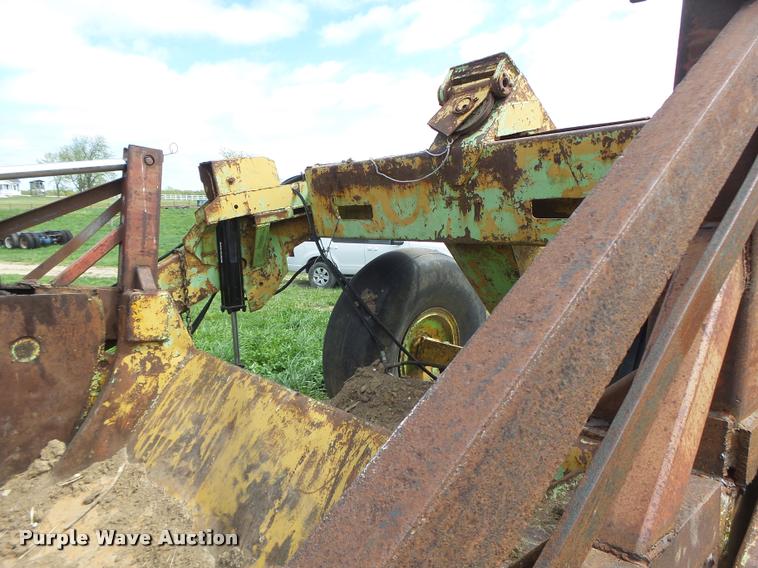 image for item DB1311 Laplant Choate scraper