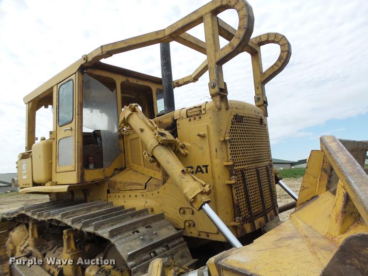 image for item DB1314 1981 Caterpillar D7G dozer