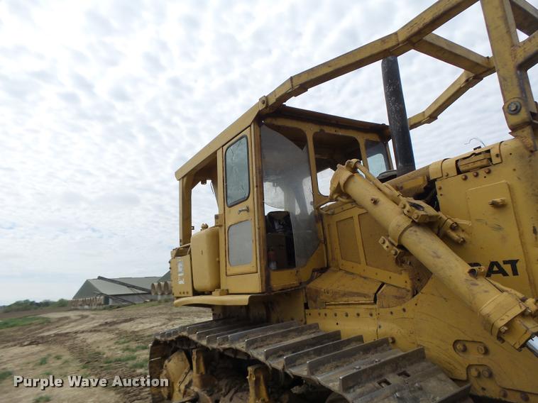 image for item DB1314 1981 Caterpillar D7G dozer