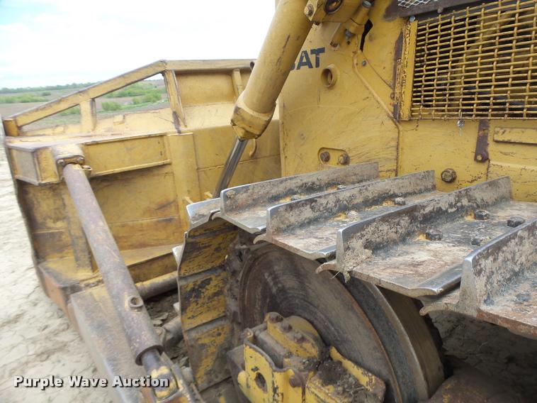 image for item DB1314 1981 Caterpillar D7G dozer