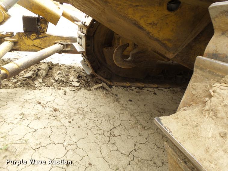 image for item DB1314 1981 Caterpillar D7G dozer