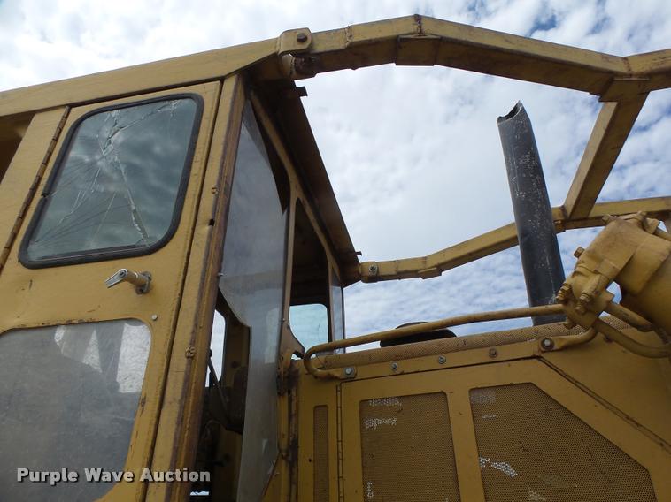 image for item DB1314 1981 Caterpillar D7G dozer