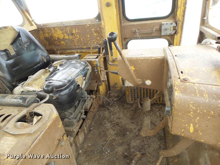 image for item DB1314 1981 Caterpillar D7G dozer