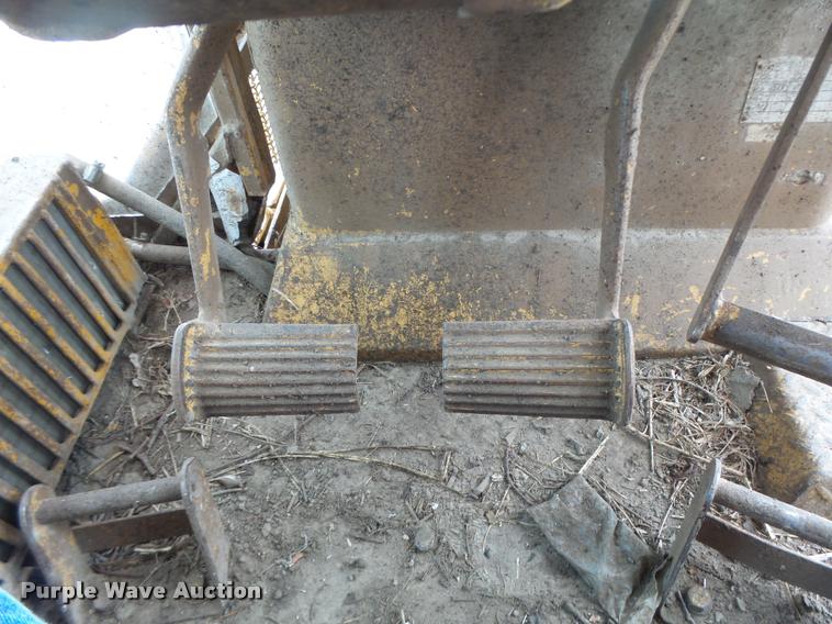 image for item DB1314 1981 Caterpillar D7G dozer