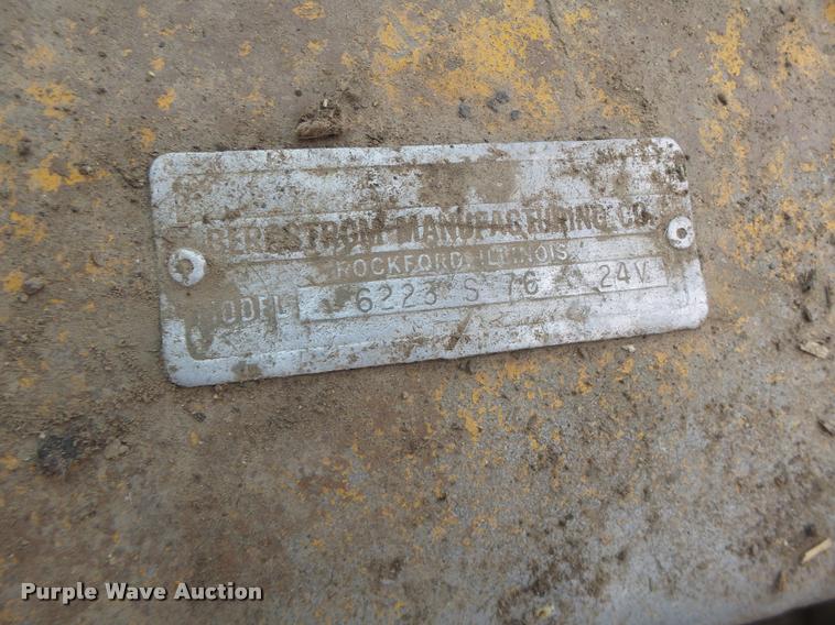 image for item DB1314 1981 Caterpillar D7G dozer