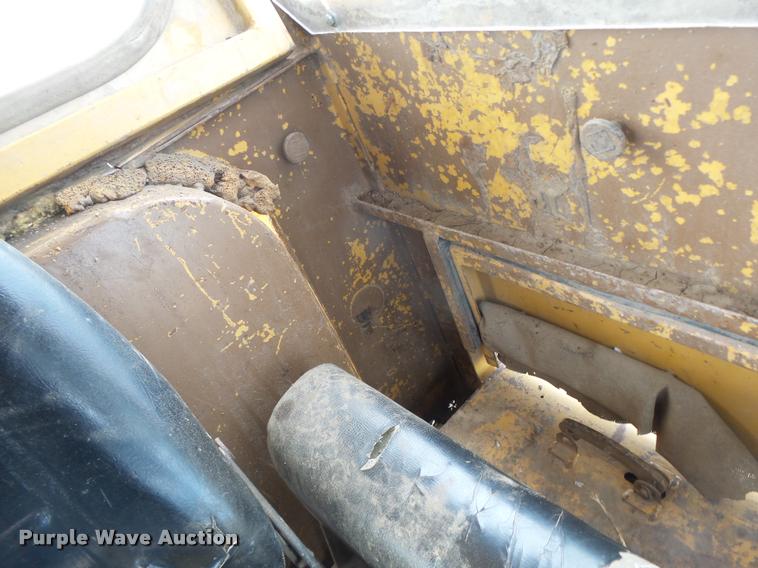 image for item DB1314 1981 Caterpillar D7G dozer