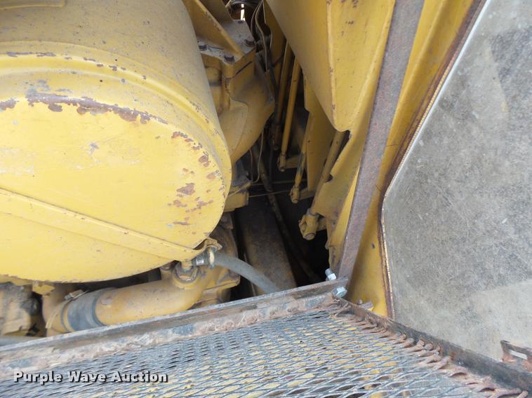 image for item DB1314 1981 Caterpillar D7G dozer