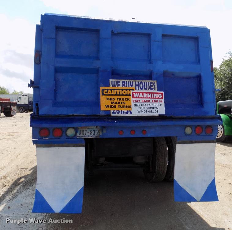 image for item DB2277 2002 Mack CH613 dump truck