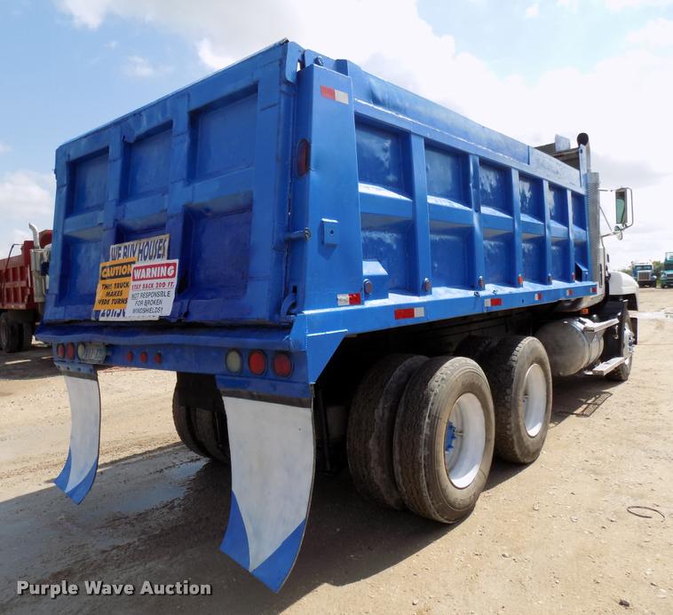 image for item DB2277 2002 Mack CH613 dump truck