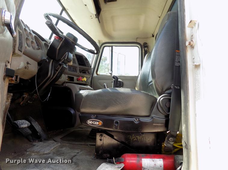 image for item DB2277 2002 Mack CH613 dump truck