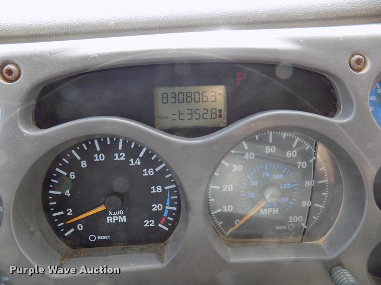 image for item DB2277 2002 Mack CH613 dump truck