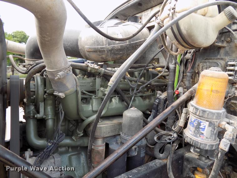 image for item DB2277 2002 Mack CH613 dump truck