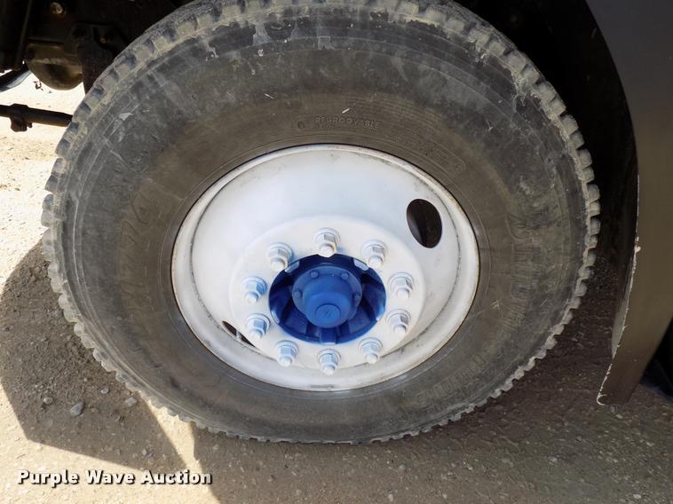 image for item DB2277 2002 Mack CH613 dump truck