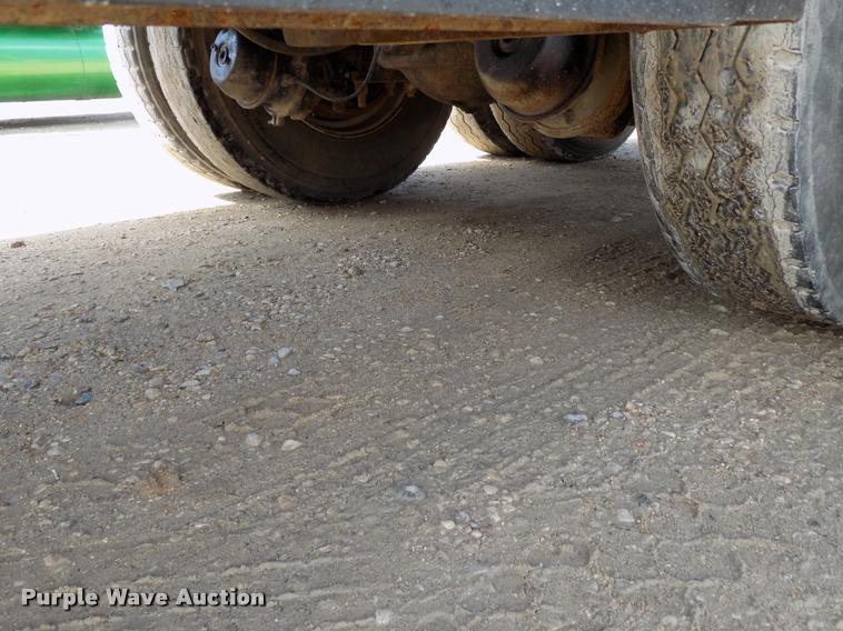 image for item DB2277 2002 Mack CH613 dump truck