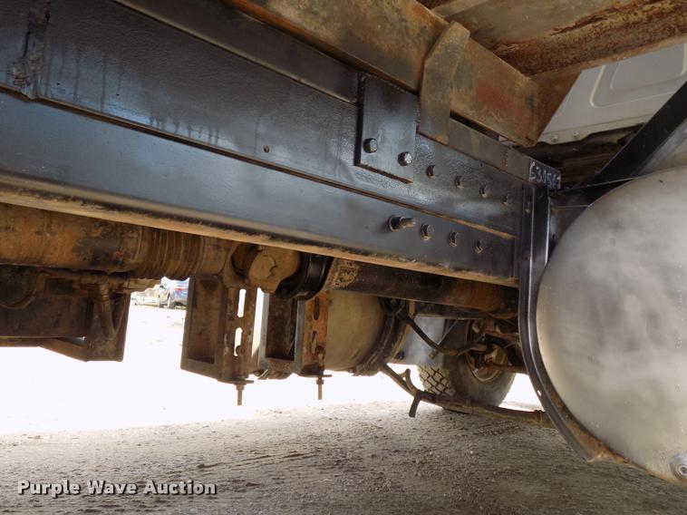 image for item DB2277 2002 Mack CH613 dump truck