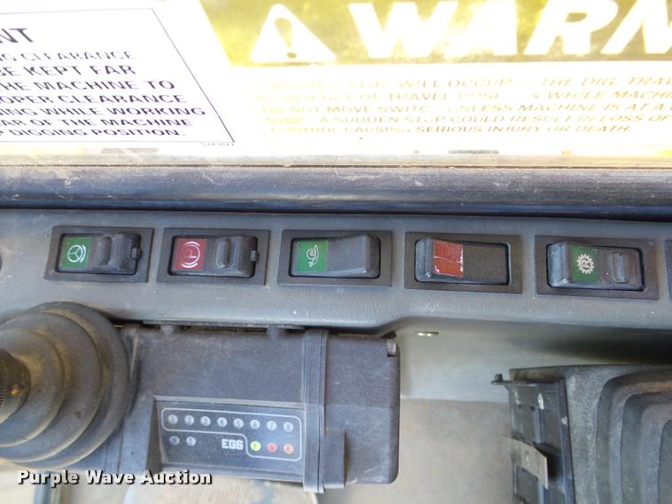 image for item DB4688 2002 Badger 1085D rubber tire excavator