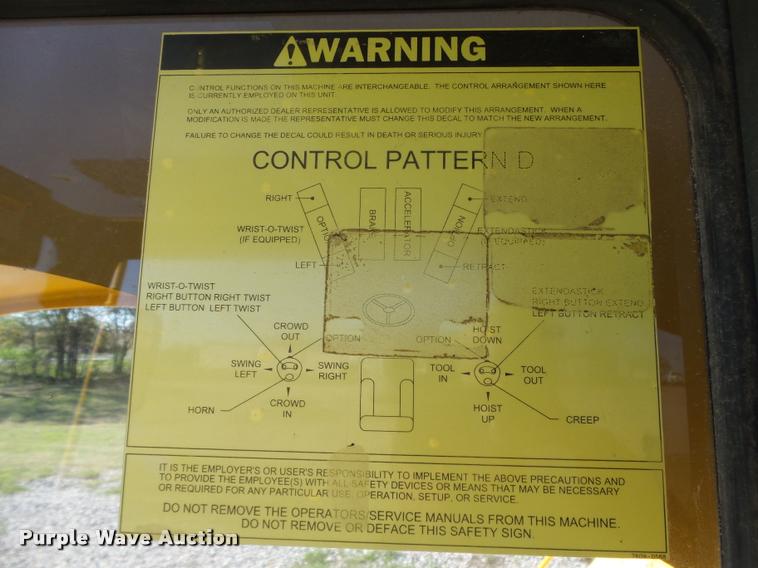 image for item DB4688 2002 Badger 1085D rubber tire excavator