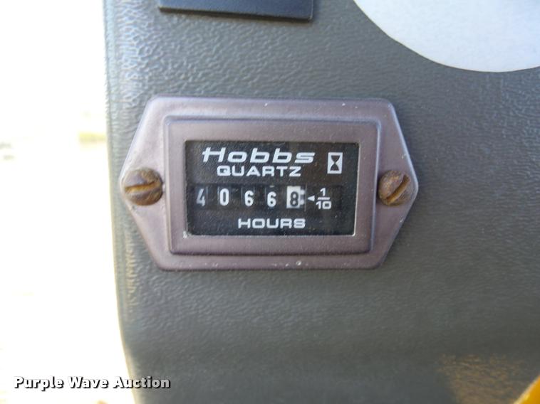 image for item DB4688 2002 Badger 1085D rubber tire excavator