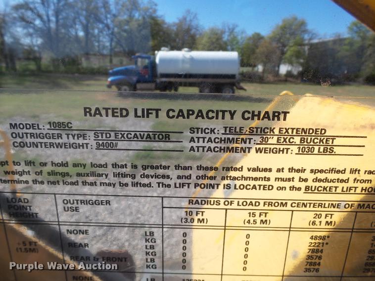 image for item DB4688 2002 Badger 1085D rubber tire excavator