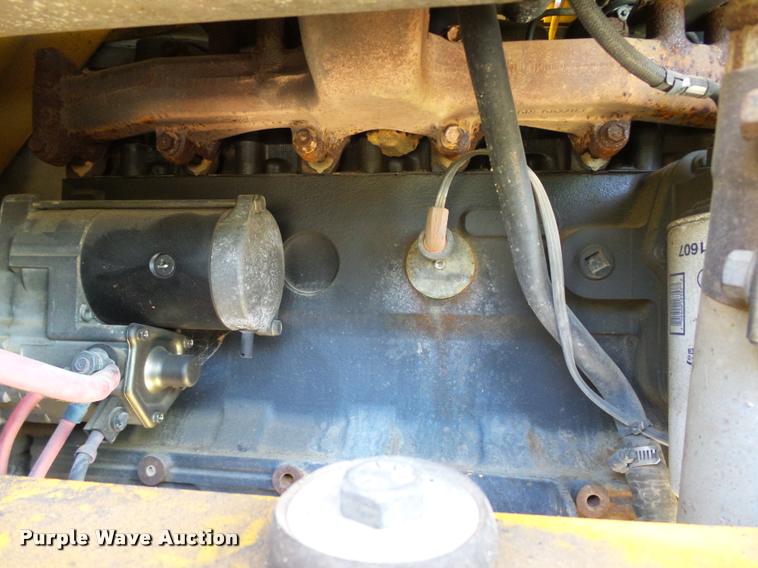 image for item DB4688 2002 Badger 1085D rubber tire excavator