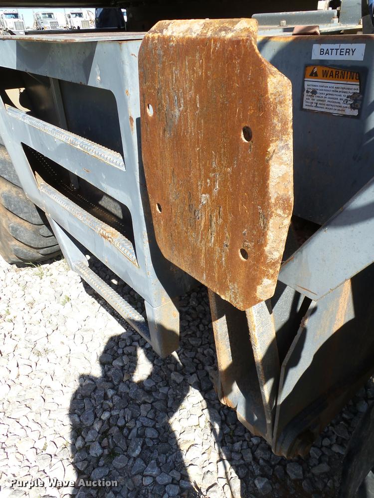 image for item DB4688 2002 Badger 1085D rubber tire excavator