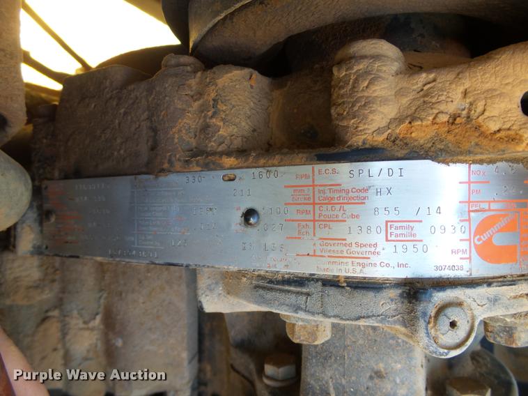 image for item DB4689 1993 International 9400 vacuum tank truck