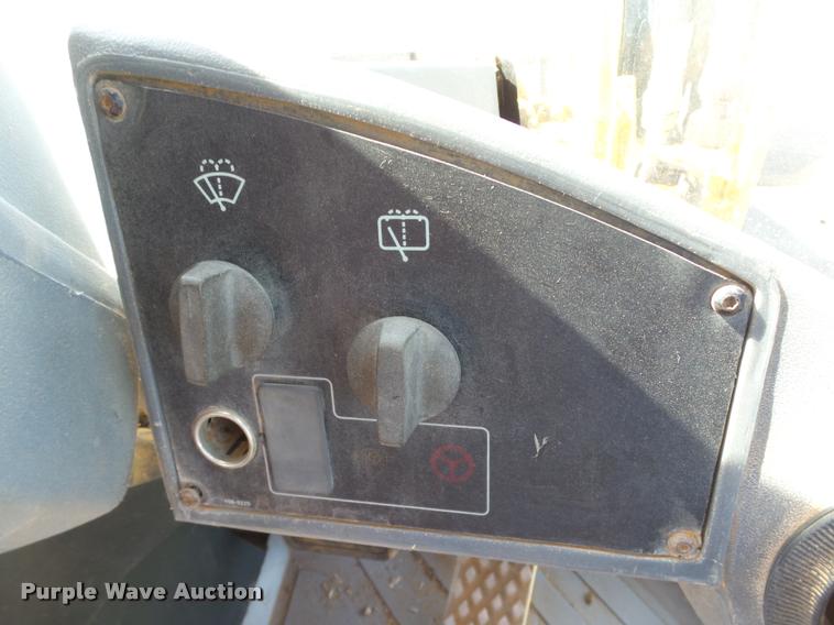 image for item DB4716 2001 Caterpillar IT28G wheel loader