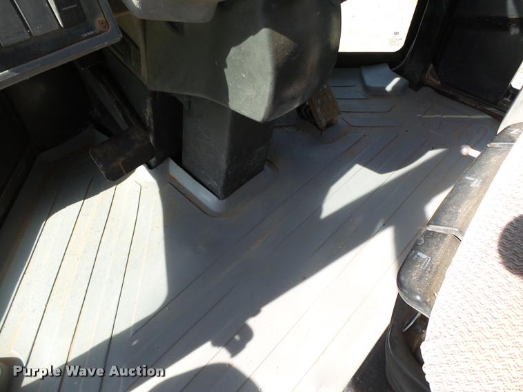 image for item DB4716 2001 Caterpillar IT28G wheel loader